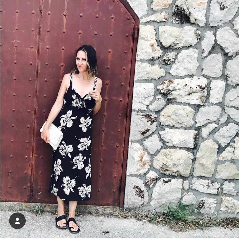 Pretty floral print dress by Amuse Society